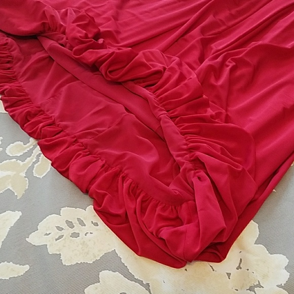 Cache Red Dress - Picture 3 of 6